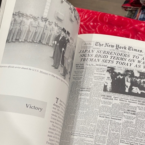 Scholastic Black and White Pearl Harbor Book - Picture 3 of 6